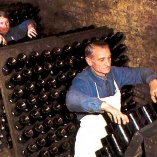 Sparkling Around the World - Teddington Wednesday 29th May